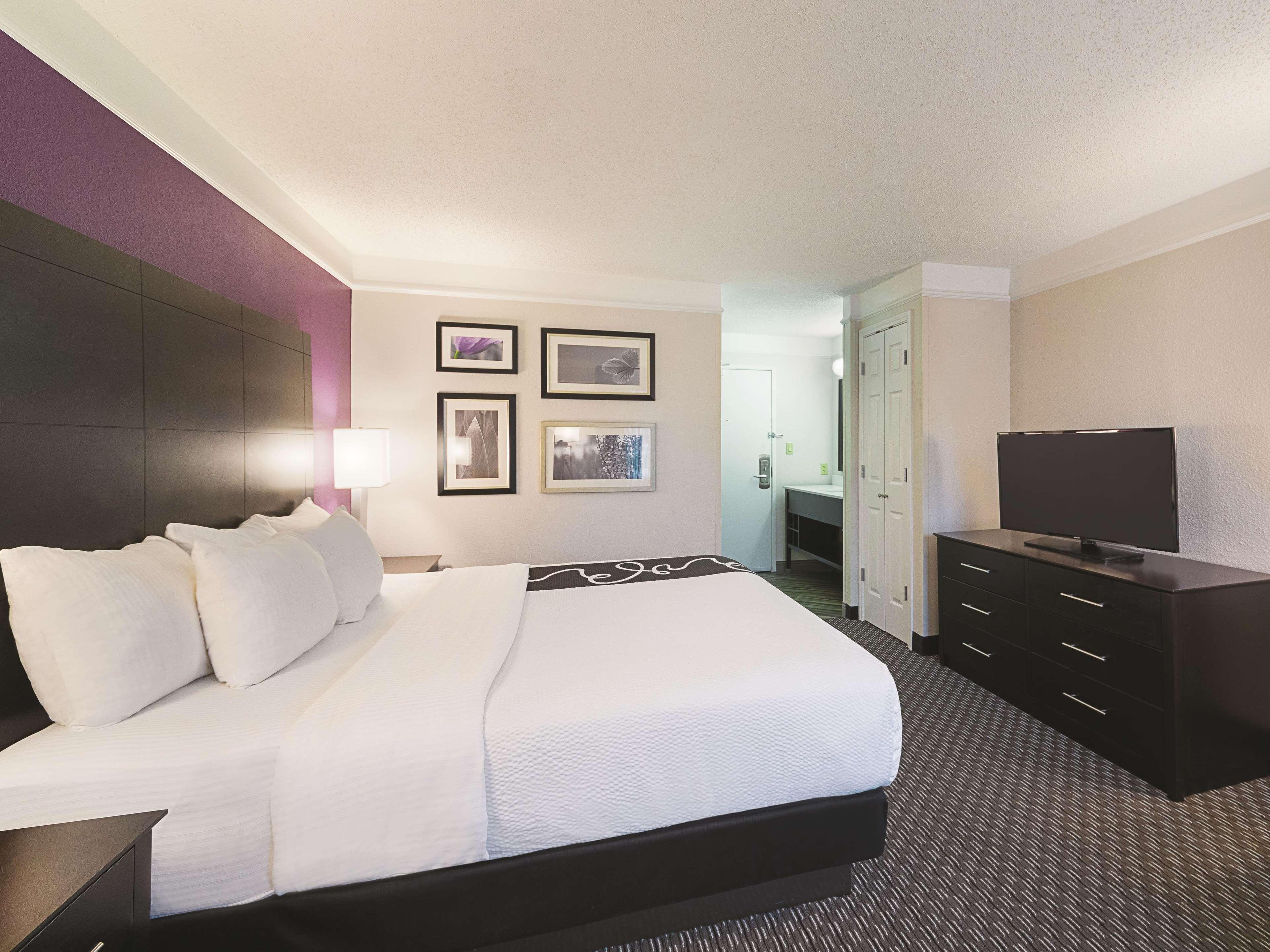 La Quinta By Wyndham Austin Round Rock Hotel Bagian luar foto