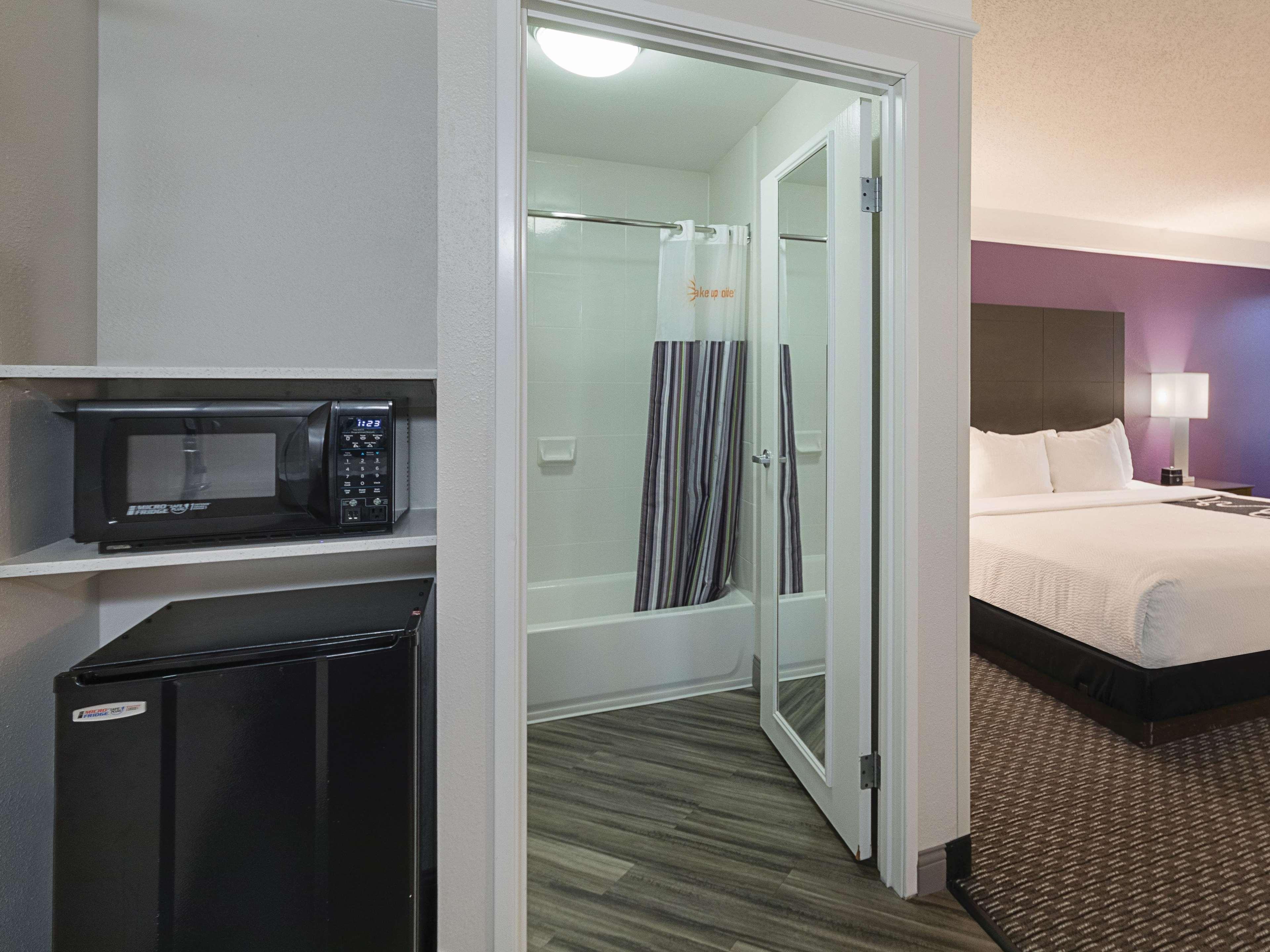 La Quinta By Wyndham Austin Round Rock Hotel Bagian luar foto
