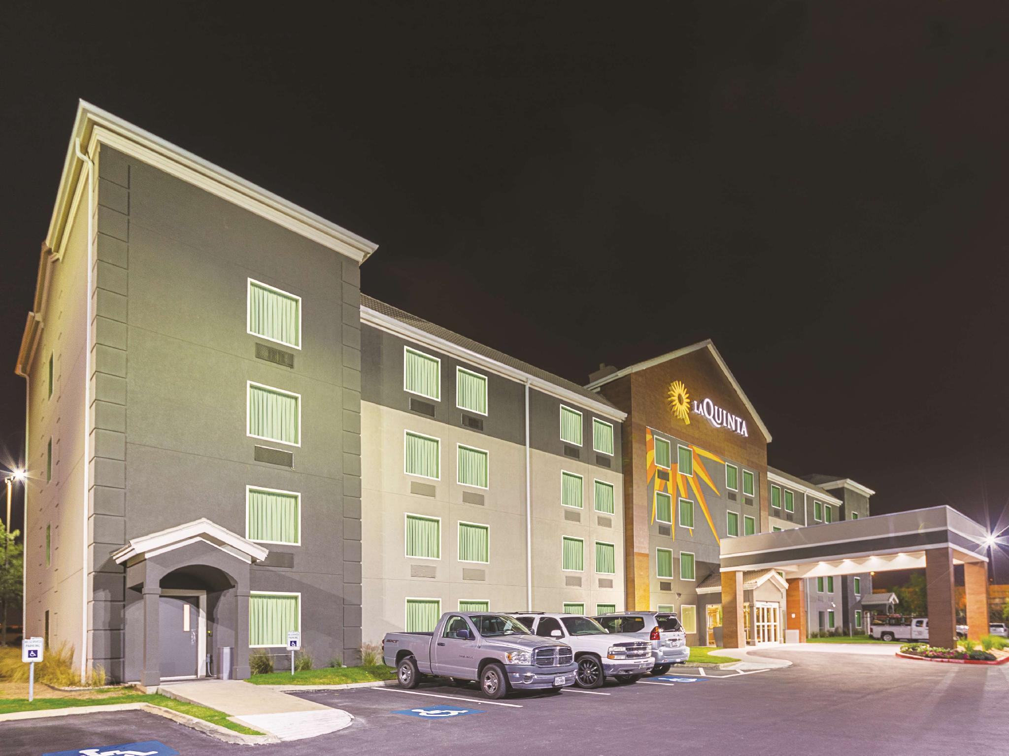 La Quinta By Wyndham Austin Round Rock Hotel Bagian luar foto