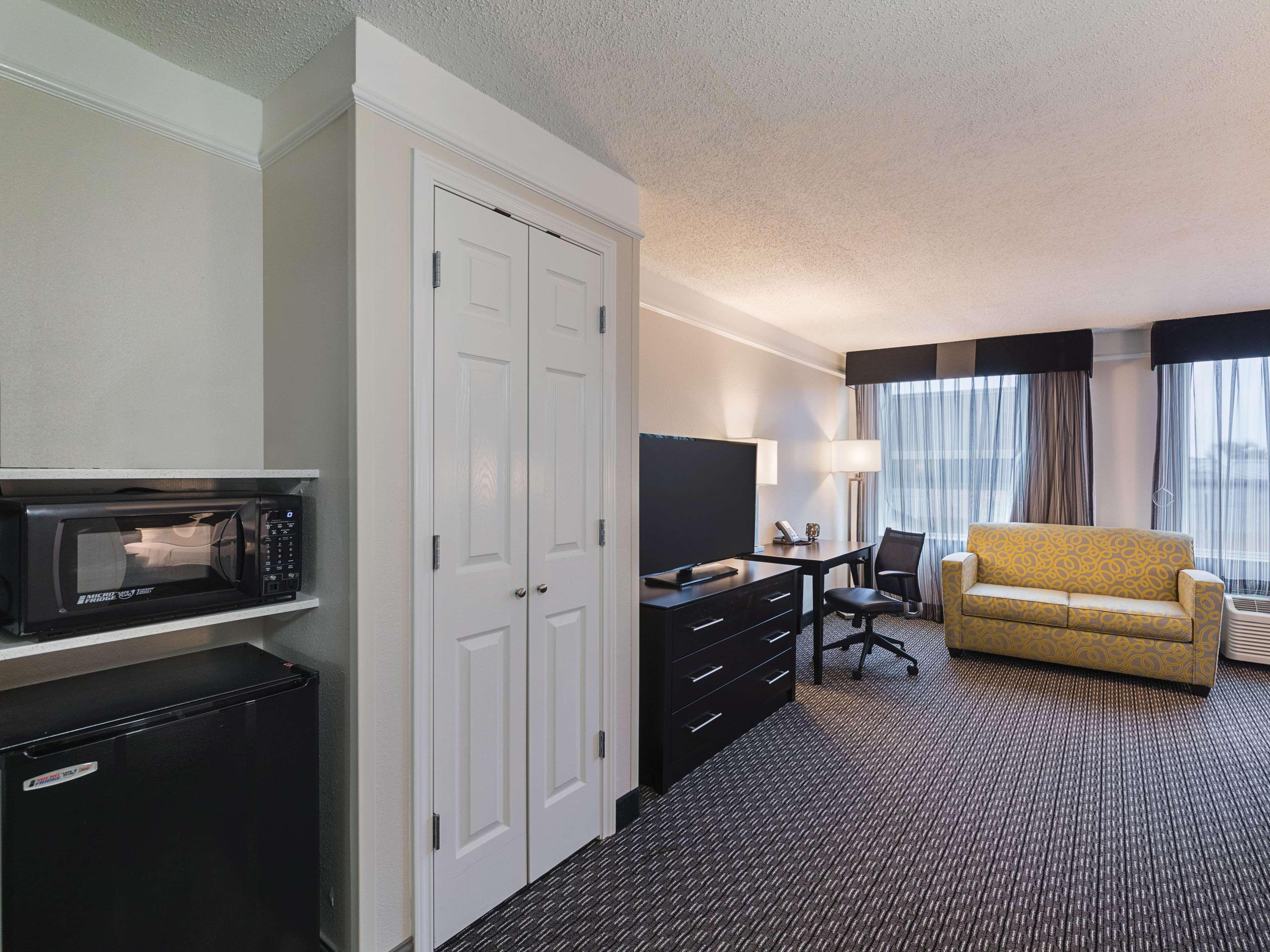 La Quinta By Wyndham Austin Round Rock Hotel Bagian luar foto