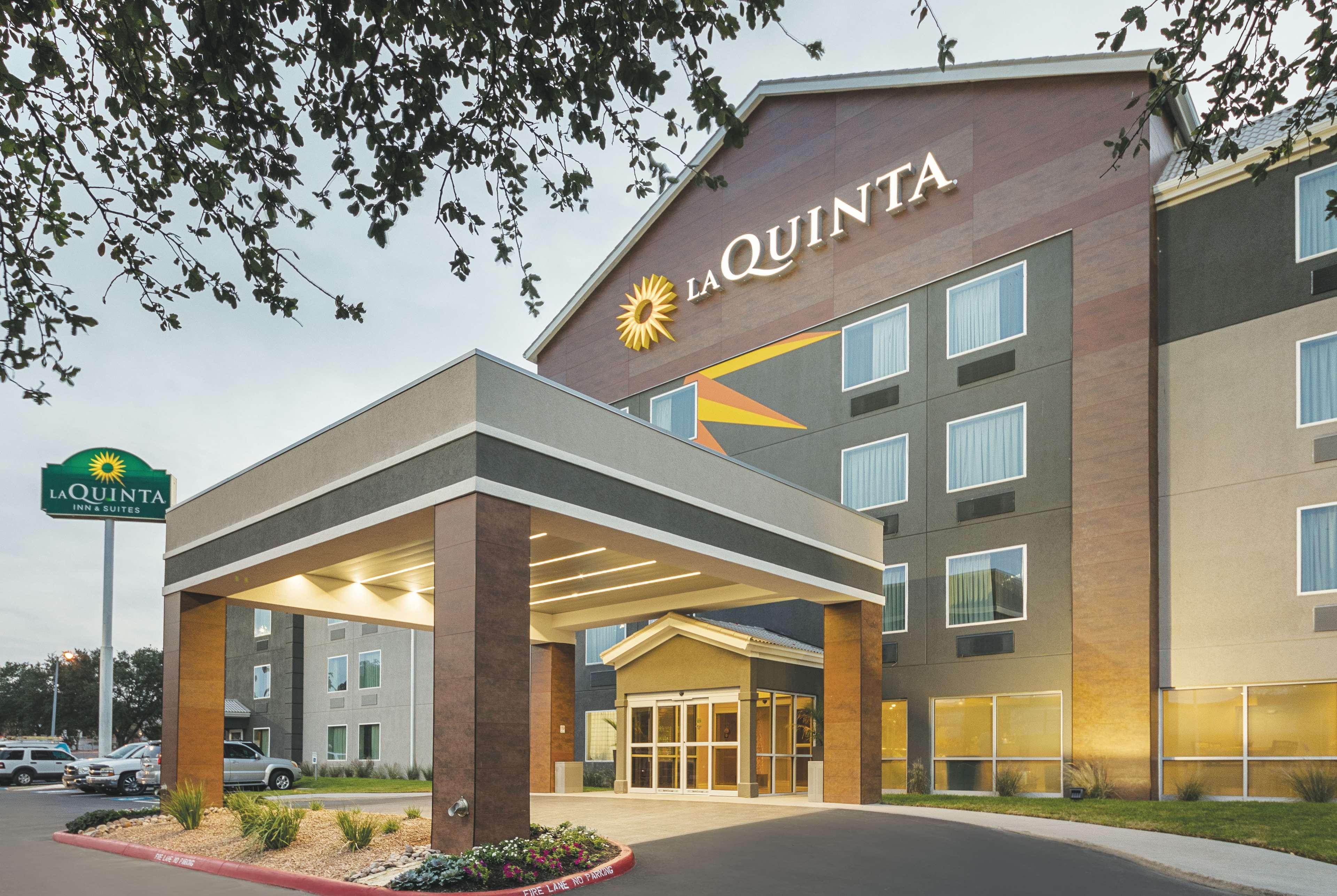 La Quinta By Wyndham Austin Round Rock Hotel Bagian luar foto